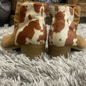 Girls size 4 MIA kids boots